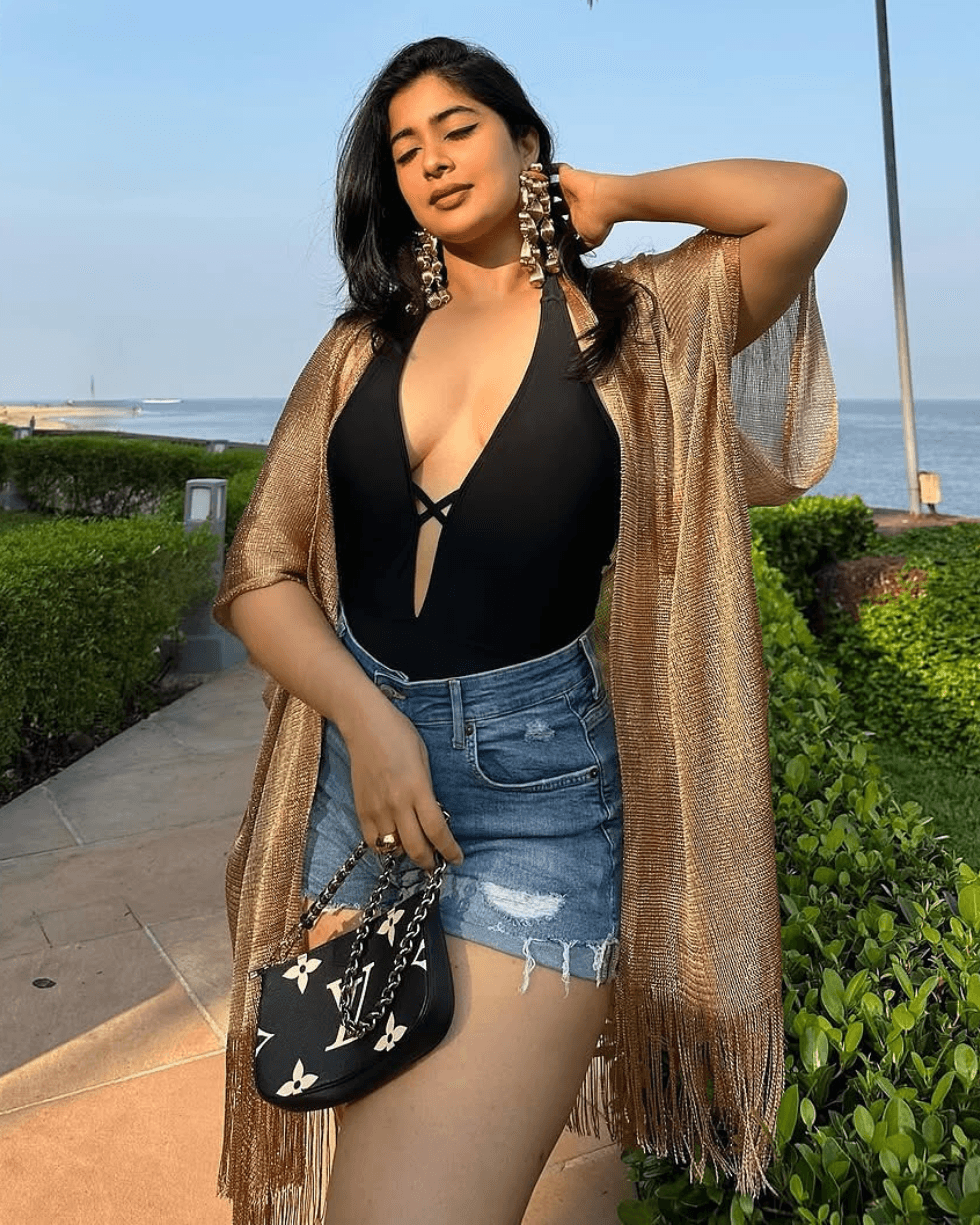 Angel Croshet Resting Beach Face Metallic Gold Coverup